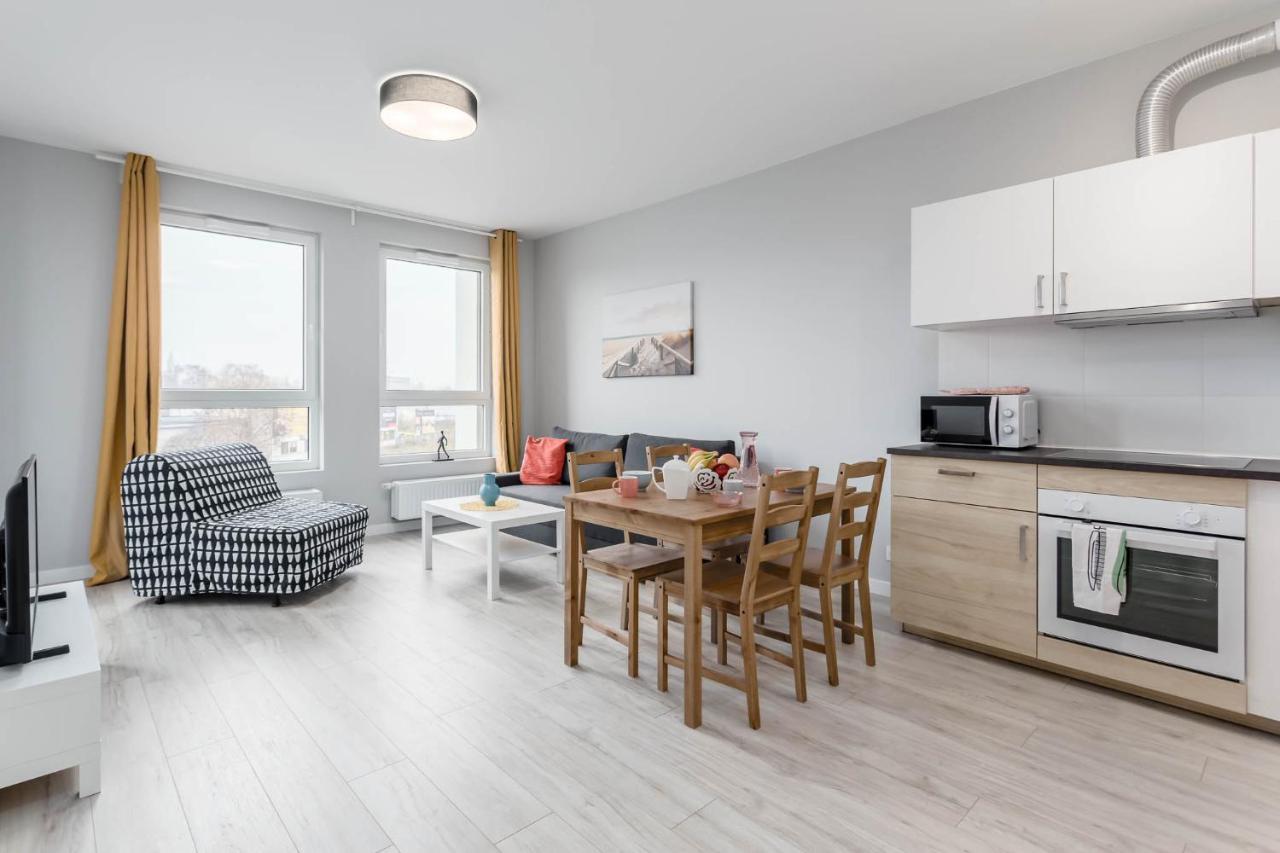 Chill Apartments Ursus Warsawa Bagian luar foto